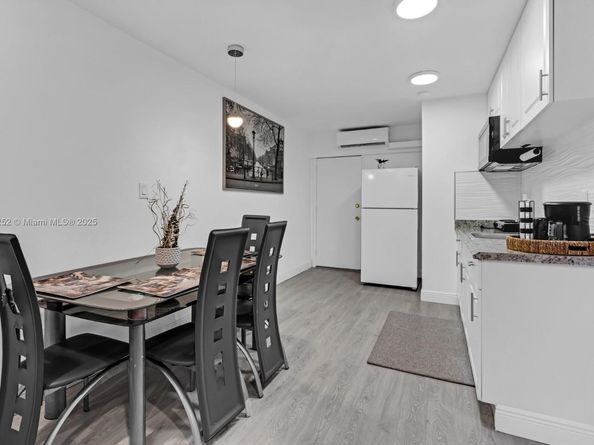 1165 SW 4th Ter, Pompano Beach FL 33060