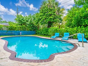 1165 SW 4th Ter, Pompano Beach FL 33060