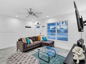 1165 SW 4th Ter, Pompano Beach FL 33060