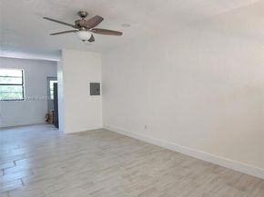 7710 Carlyle Ave, Miami Beach FL 33141