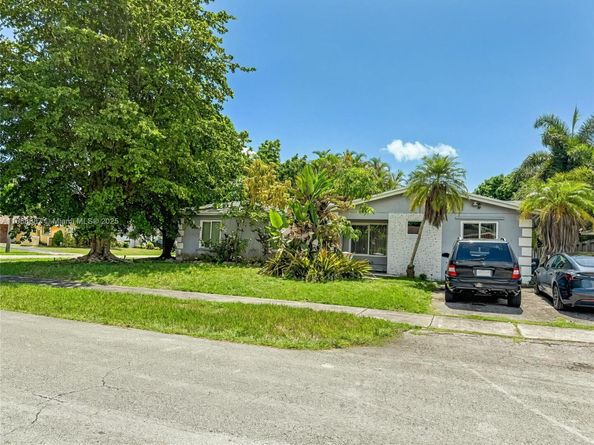 10240 SW 160th Ter, Miami FL 33157