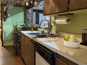 10240 SW 160th Ter, Miami FL 33157