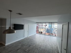 1040 Biscayne Blvd 1106, Miami FL 33132