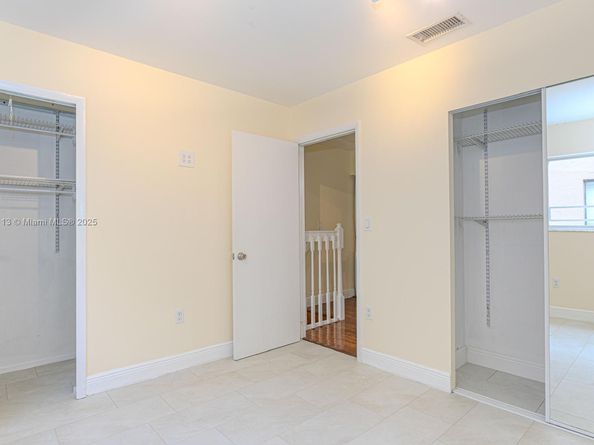 5698 W 25th Ct 5698, Hialeah FL 33016