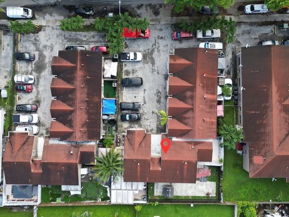 5698 W 25th Ct 5698, Hialeah FL 33016