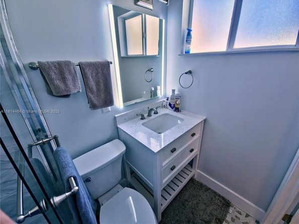 1720 SW 64th Ave, North Lauderdale FL 33068