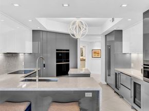 21200 Point Pl 1503 S.E Corner Turn Key, Aventura FL 33180