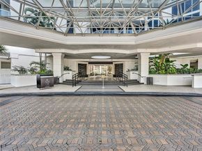 21200 Point Pl 1503 S.E Corner Turn Key, Aventura FL 33180