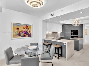 21200 Point Pl 1503 S.E Corner Turn Key, Aventura FL 33180