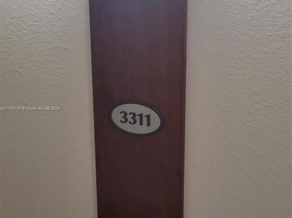 1750 N Bayshore Dr 3311, Miami FL 33132