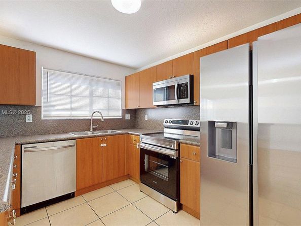 14162 SW 260 St 104, Homestead FL 33032