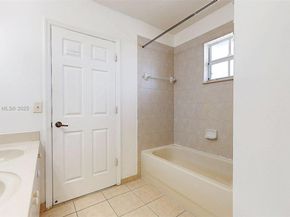 14162 SW 260 St 104, Homestead FL 33032