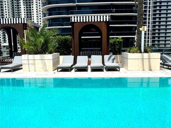 801 S Miami Ave 208, Miami FL 33130