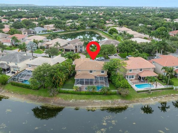 5920 NW 54th Cir, Coral Springs FL 33067
