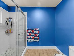 5208 NW 103rd Ave, Doral FL 33178