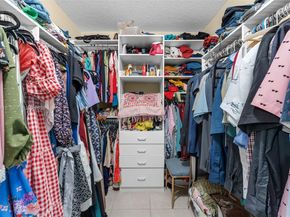 5208 NW 103rd Ave, Doral FL 33178