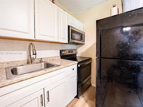532 NW 19th Ave, Fort Lauderdale FL 33311
