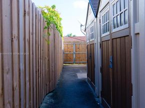 16944 SW 144th Ct, Miami FL 33177