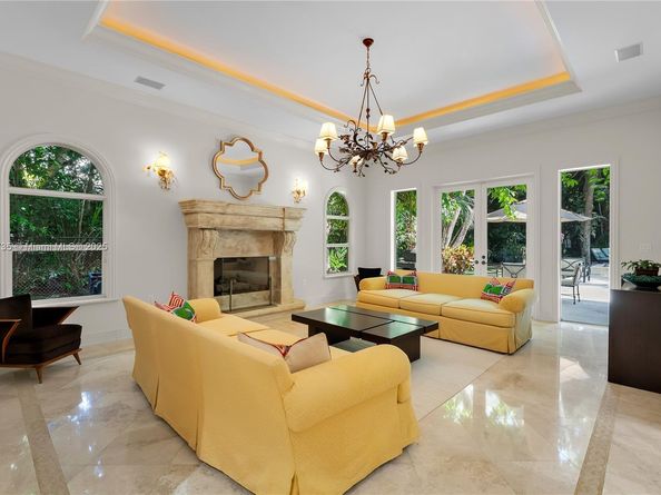 5100 SW 86th St, Miami FL 33143