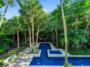 5100 SW 86th St, Miami FL 33143