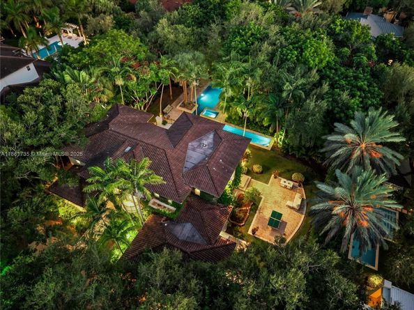5100 SW 86th St, Miami FL 33143