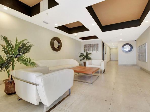2924 Collins Avenue 501, Miami Beach FL 33140