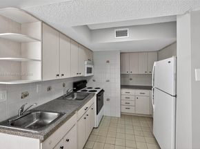 2924 Collins Avenue 501, Miami Beach FL 33140