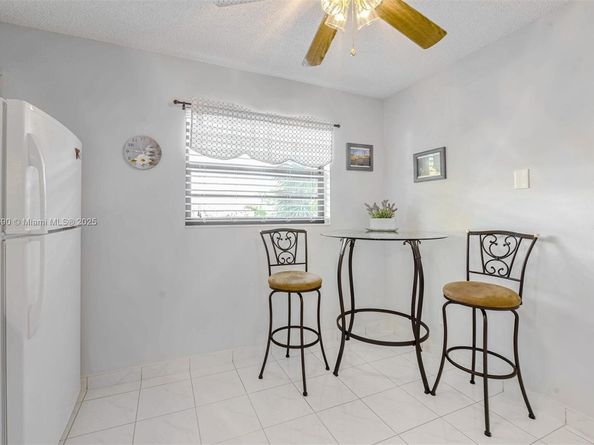 4955 E Sabal Palm Blvd 305, Tamarac FL 33319