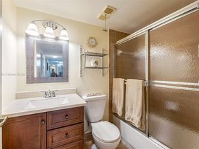 4955 E Sabal Palm Blvd 305, Tamarac FL 33319