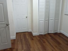 1717 NW 69th St, Miami FL 33147