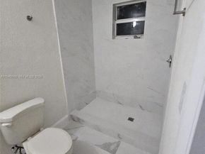 1717 NW 69th St, Miami FL 33147