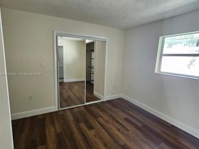 1717 NW 69th St, Miami FL 33147