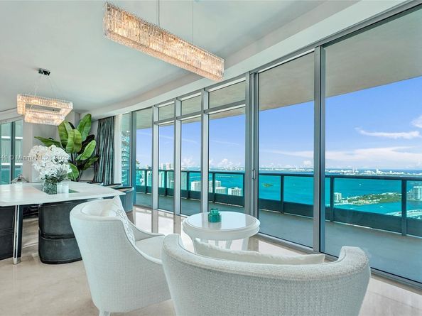 900 Biscayne Blvd 6107, Miami FL 33132