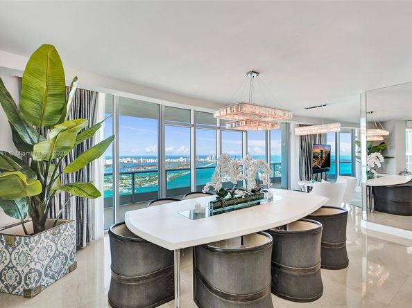 900 Biscayne Blvd 6107, Miami FL 33132