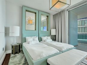 900 Biscayne Blvd 6107, Miami FL 33132