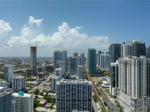 1133 SW 2nd Ave T13607, Miami FL 33130