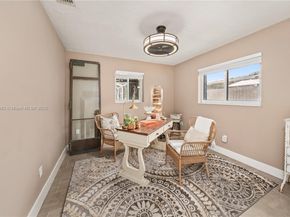 11041 NW 22nd St, Pembroke Pines FL 33026