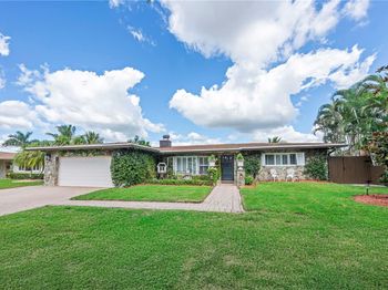 11041 NW 22nd St