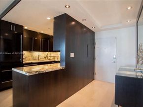 100 Lincoln Rd 647, Miami Beach FL 33139
