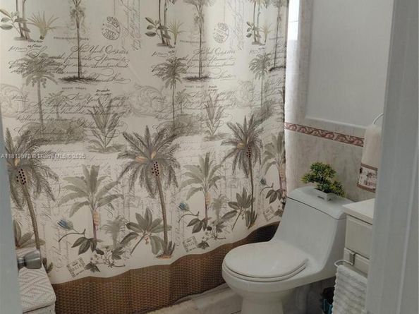 401 SW 109th Ave 26, Sweetwater FL 33174