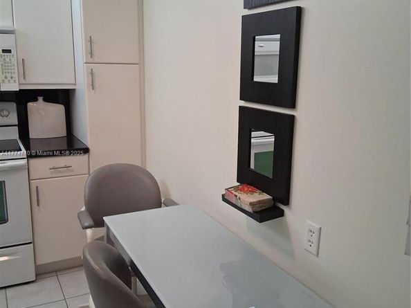 1300 St Charles Pl 308, Pembroke Pines FL 33026