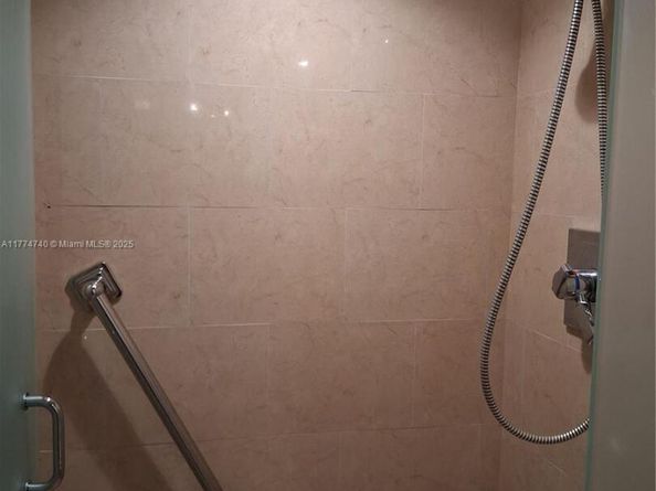 1300 St Charles Pl 308, Pembroke Pines FL 33026