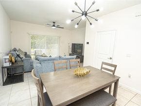 2820 NW 180th St, Miami Gardens FL 33056