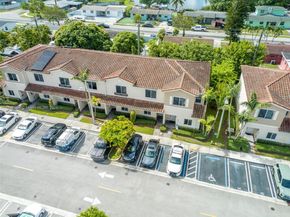 2820 NW 180th St, Miami Gardens FL 33056