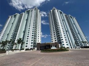 2641 N Flamingo Rd 1001N, Sunrise FL 33323