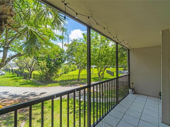 8400 SW 133rd Ave Rd 212, Miami FL 33183