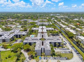 8400 SW 133rd Ave Rd 212, Miami FL 33183