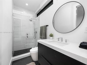 80 NW 45th St, Miami FL 33127