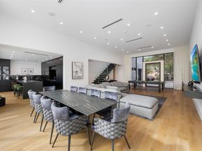 80 NW 45th St, Miami FL 33127