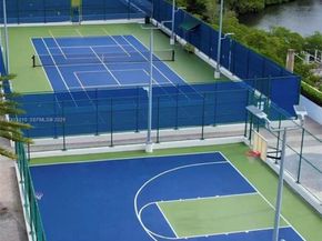 16385 Biscayne Blvd 30183017, North Miami Beach FL 33160